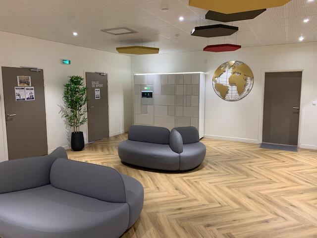 Accueil Hall - Student Village Massy