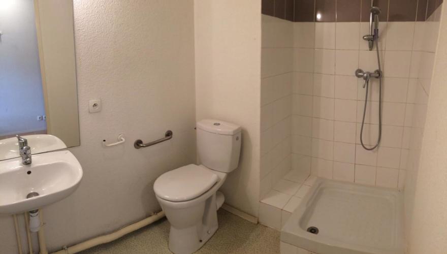 Salle de bain - Cardinal Campus Palladium
