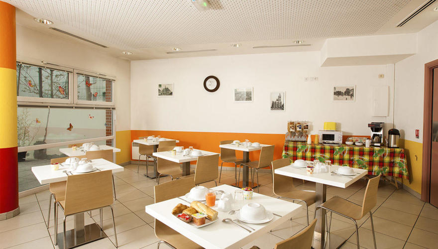 Cafétéria - Les Estudines Saint-Denis Basilique