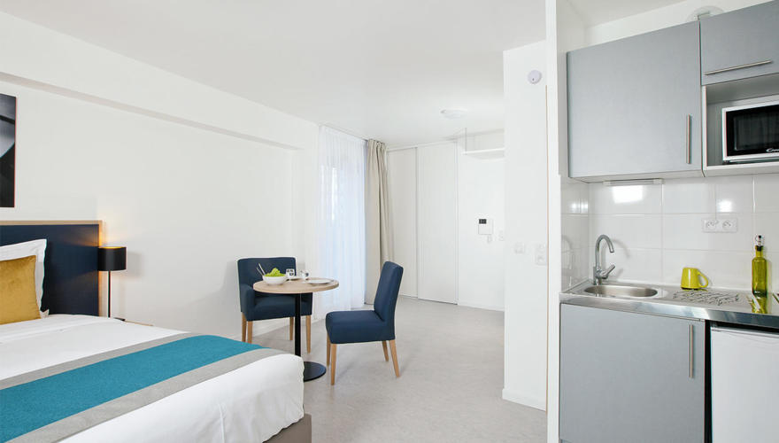 Chambre - Les Estudines Paris Batignolles